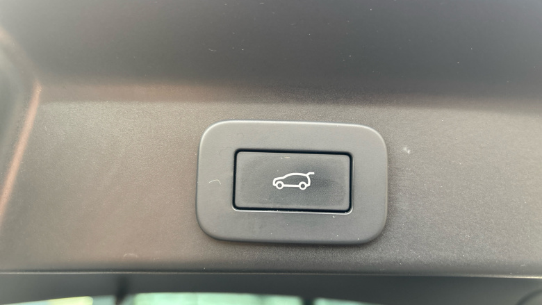 Jaguar F-Pace 2.0 D200 R-Dynamic S 5dr Auto AWD Diesel Estate